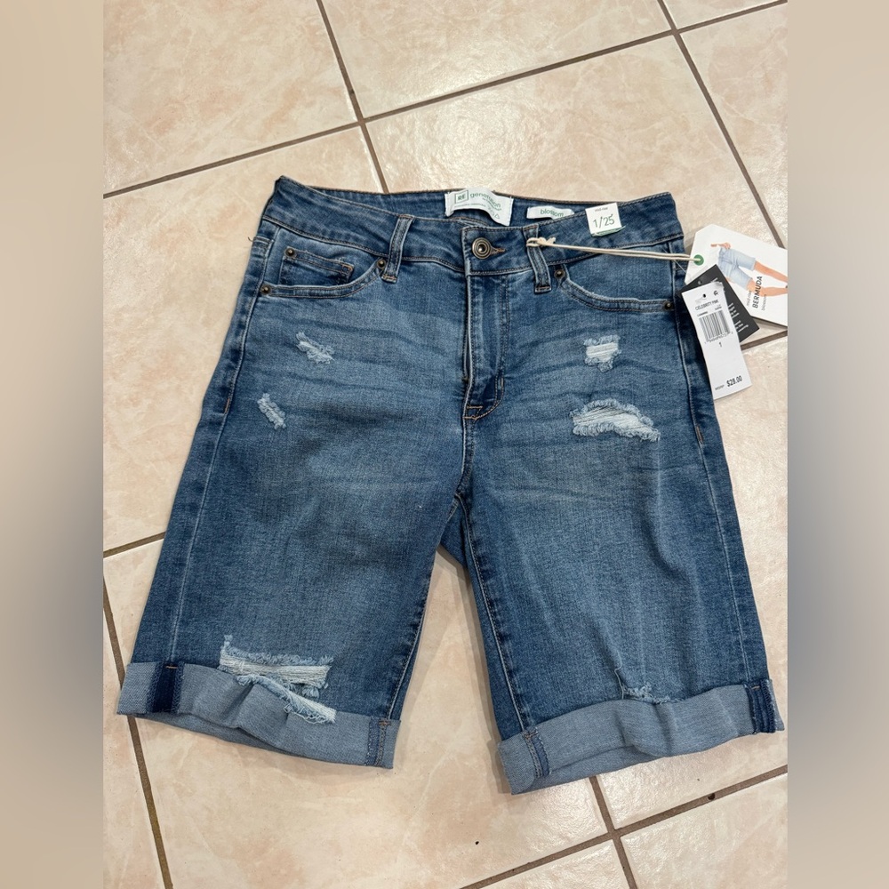 RE Generation Blossom Size 1 Jean Shorts